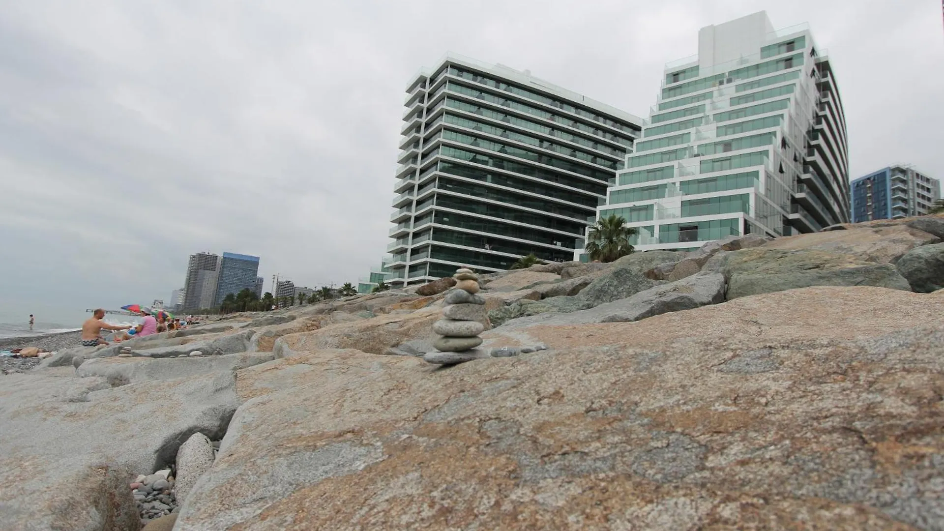 Apartments Near The Beach Adliye