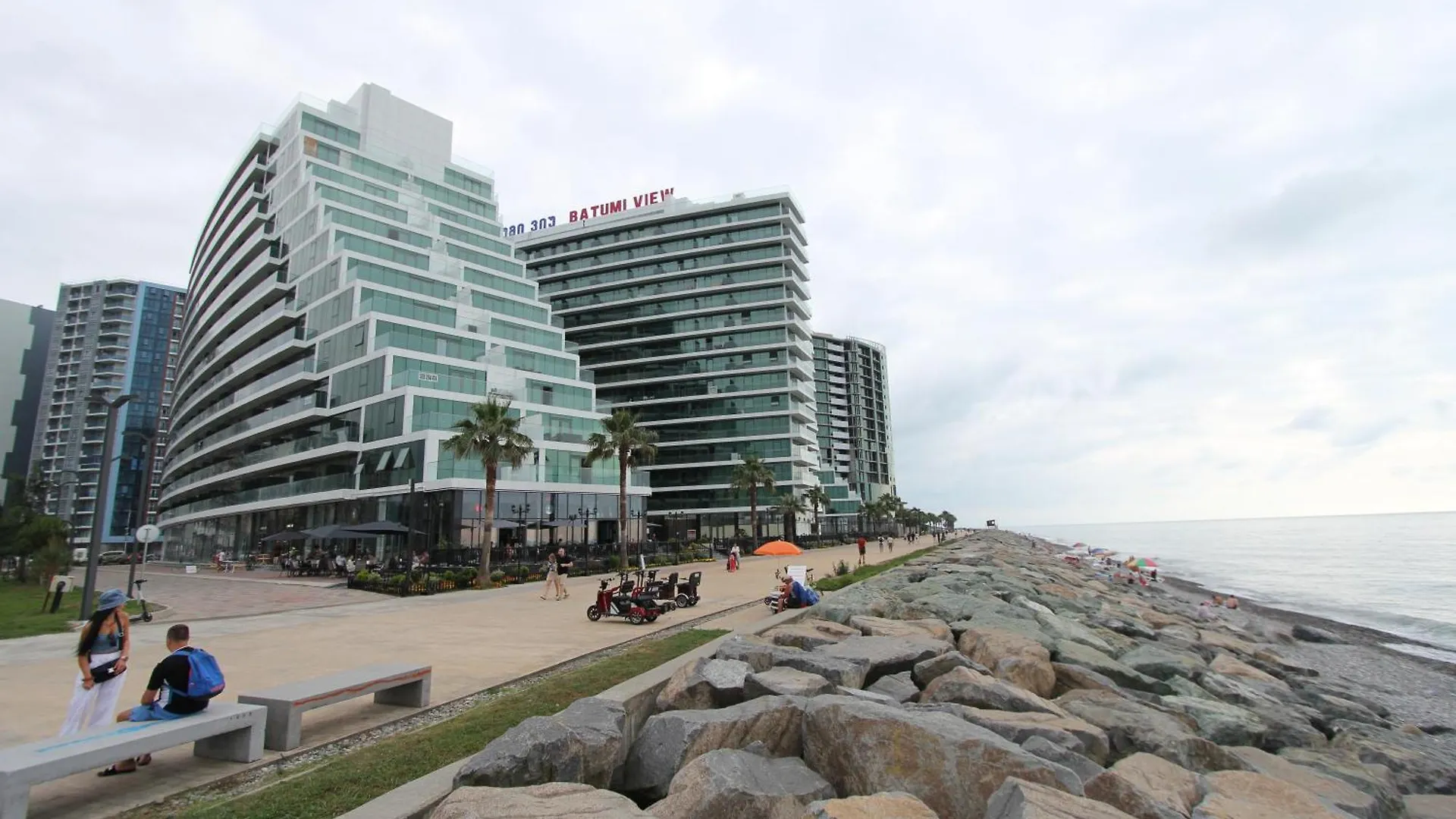 Apartments Near The Beach Adliye
