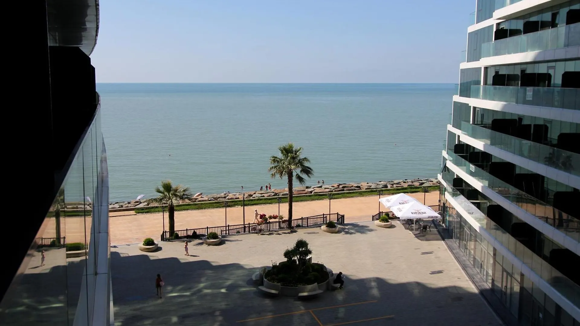 Apartments Near The Beach Adliye
